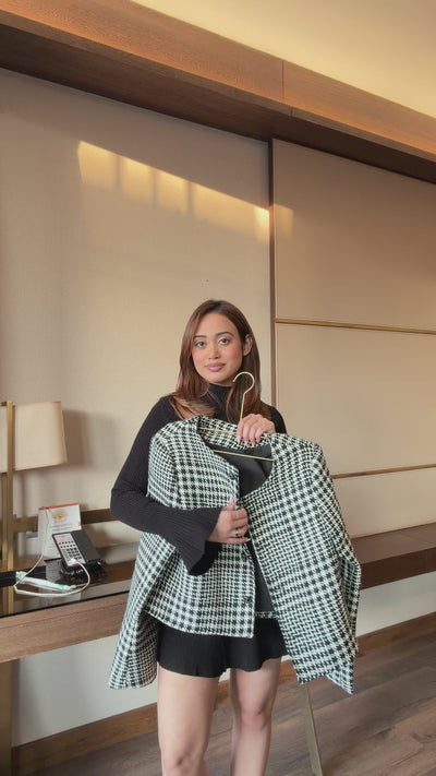 Fleur Tweed Quilted Blazer