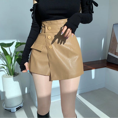 Aislinn faux leather shorts